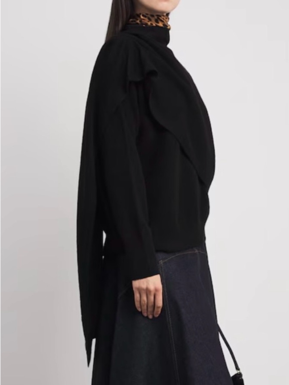 Vince Wool Cashmere Black Long-Sleeve Scarf Draped Sweater size M
